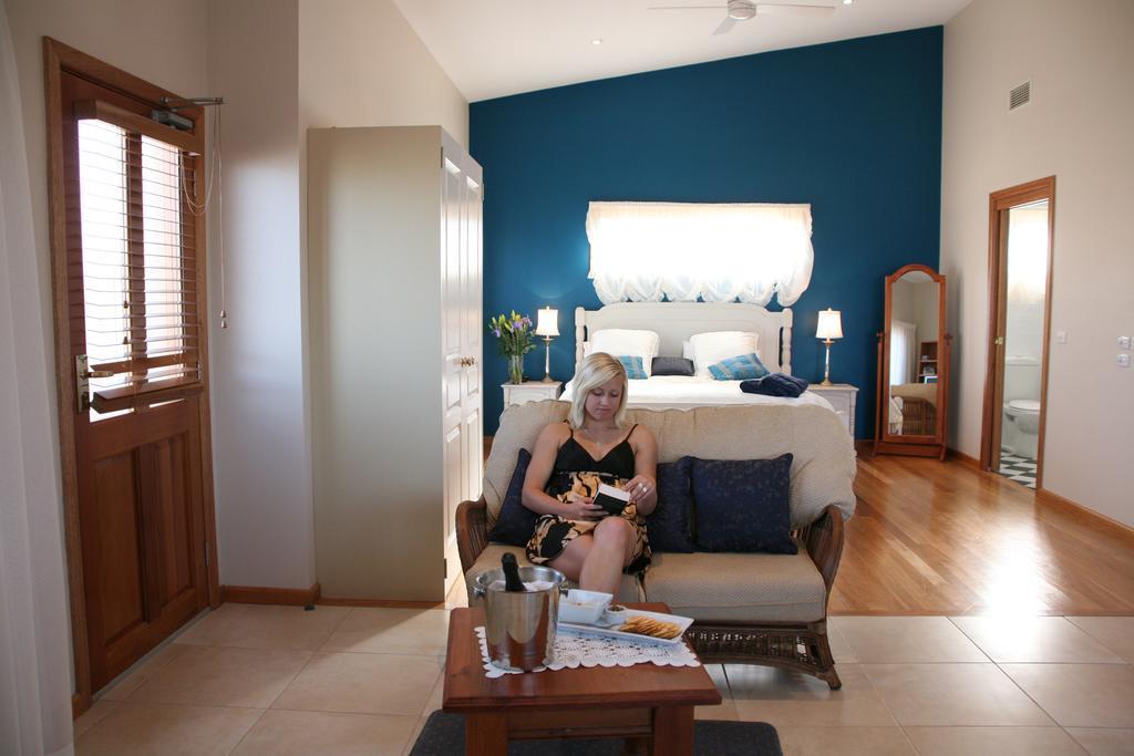 Lavender House Bed & Breakfast Entrance Εξωτερικό φωτογραφία