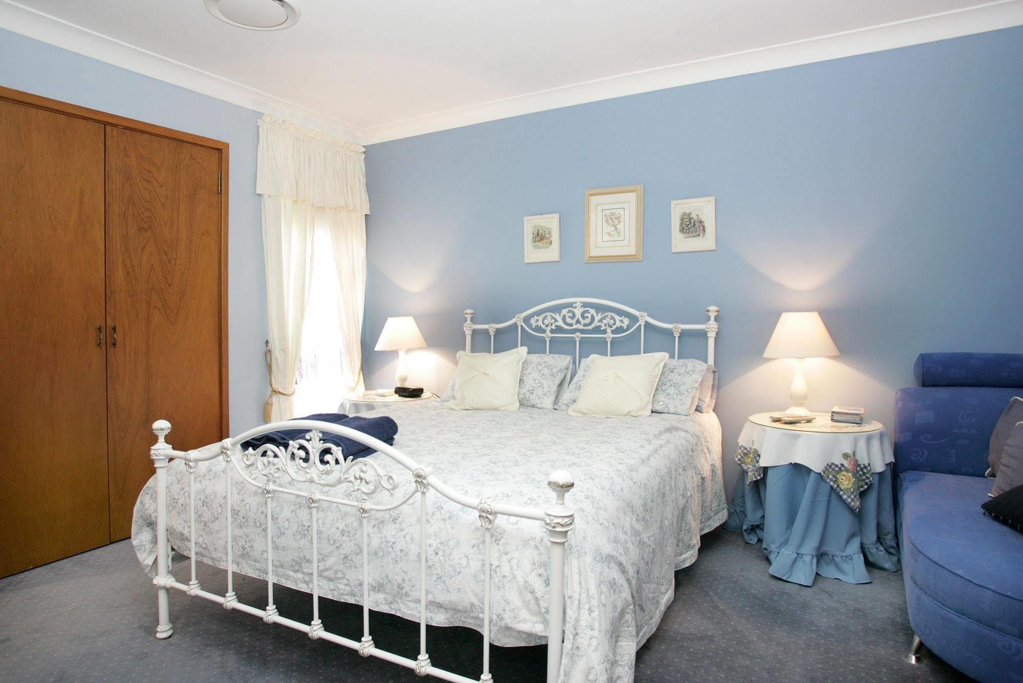 Lavender House Bed & Breakfast Entrance Εξωτερικό φωτογραφία